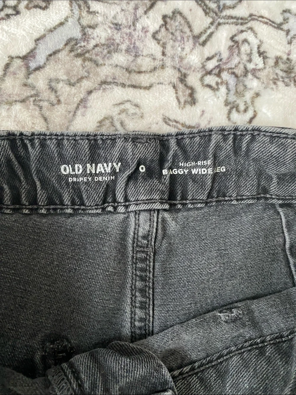 Old Navy High-Rise Wide Leg Baggy Jeans